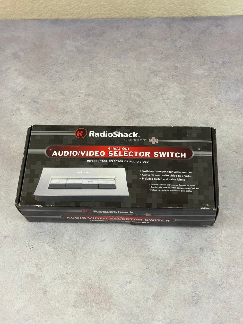 VTG Radio Shack Audio/Video Selector 4-Way DVD VCR Game Cat. 150-1983 Switcher